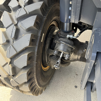 Excavatrice sur pneus fiable avec moteur Yuchai pour les travaux de terrassement et le développement des infrastructures, dotée d'une puissance de creusement élevée