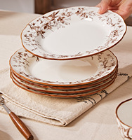 Service de table en céramique à motif floral rétro romantique français avec un design magnifique pour les repas rituels à la maison et les dîners en famille
