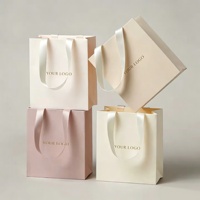 Sac cadeau en papier miniature de luxe avec poignée, impression de logo personnalisé pour collier, bague, accessoires pour cheveux, emballage cosmétique de boutique