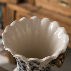 Nouveau vase en céramique rétro américain, style européen de luxe, décoration d'intérieur en terre cuite pour salon, bureau, design élégant et antique - Product Image 4