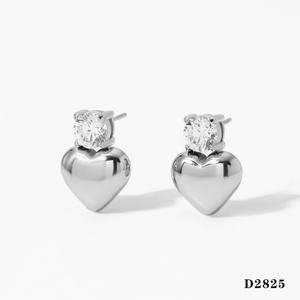 ต่างหูรูปหัวใจสแตนเลสคุณภาพสูง ดีไซน์ใหม่สุดคลาสสิก ชุบทอง ประดับเพชรคิวบิกเซอร์โคเนียขนาดเล็ก เครื่องประดับแฟชั่น - Product Image 6