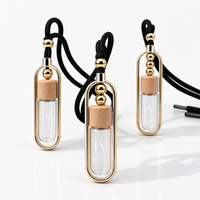 Flacon diffuseur de parfum pour voiture en verre rechargeable de 5 ml, 7 ml, 10 ml, avec bouchon en bois, cadre métallique, pendentif parfum pour voiture avec boîte cadeau