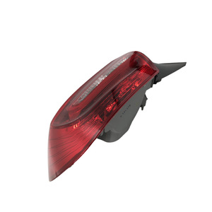 Luz trasera halógena para Mercedes-Benz Clase A W176, 1769060100, para modelos 2013-2018 - Product Image 1