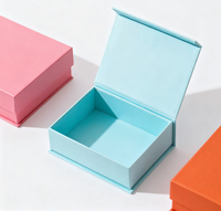Boîte cadeau personnalisée haut de gamme avec revêtement UV et doublure en éponge pour sac à main, boîte rigide en carton magnétique