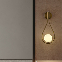 Applique murale d'intérieur LED minimaliste moderne corps en fer créatif pour la maison pour chambre salon ou allée mur de fond