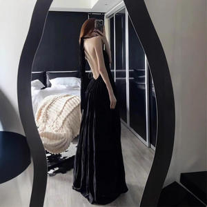 Vestido de Noche Largo con Cuello Halter, Estilo Vintage, de Gasa, Cintura Alta, Espalda Descubierta, Color Sólido, en Rojo Vino, Verde Oscuro y Negro - Product Image 3