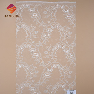 Tessuto in Pizzo Francese Ricamato a Mano, Tulle Bianco Chantilly, Lussuoso Ricamo 3D in Pizzo Francese per Abiti da Sposa - Product Image 2