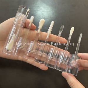 ISMAN Vente en gros – Tubes de brillant à lèvres transparents de 7 ml et 8 ml avec grand applicateur, emballage vide pour gloss, flacon d'huile à lèvres en cristal, logo personnalisé - Product Image 2