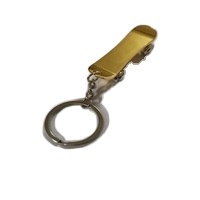 Vente en gros Mini porte-clés en métal pour planche à roulettes Porte-clés mousqueton avec logo personnalisable de style vintage et dessin animé en plusieurs couleurs