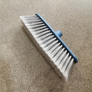 ประสบการณ์ 20 ปี โรงงานผลิตไม้กวาดพลาสติกแบบกำหนดเอง ด้ามจับทำจากไม้ PVC <span class=keywords><strong>ราคา</strong></span>ประหยัด อุปกรณ์ทำความสะอาด หัวไม้กวาดเปลี่ยนได้ - Product Image 4