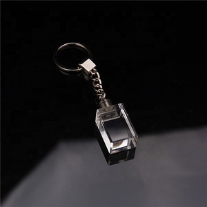 Honor de cristal puerta regalo EE. UU. Grabado pareja ir boda llavero favores imagen interior monstruo - Product Image 3