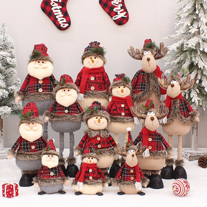 Poupée rétractable de Noël en tissu écossais rouge, ensemble de poupées pour décoration intérieure, ornement de salon - Product Image 1