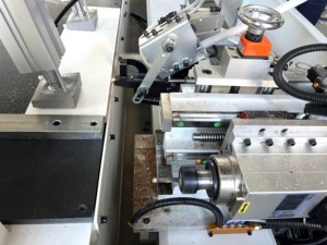 CNC 드릴링 및 맞춤 못 삽입 맞춤 기계 - Product Image 4