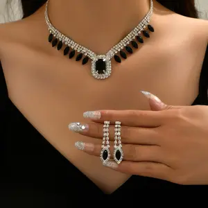Foreign Trade Hot Jewelry Wholesale Luxury Dress Crystal Diamond Elegant Earring Necklace Set