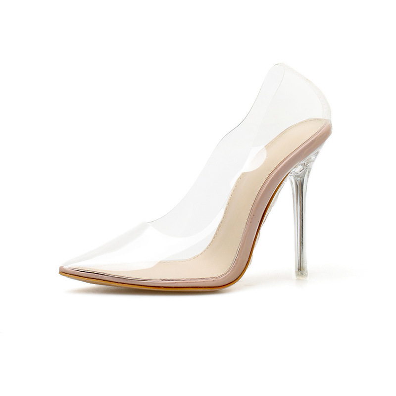 Tacones transparentes: ¡Los zapatos que serán tendencia esta primavera!