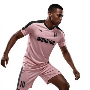 Ensemble d'uniformes de football professionnels, maillot et short de football, vêtements d'équipe, tenue de sport pour les jours de match - Product Image 1