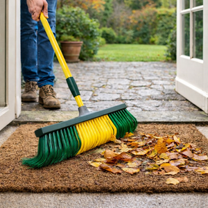 Brosse de nettoyage pour bois d'extérieur 35 cm à poils courbés, rainures profondes, écologique, pour surfaces en pierre - Product Image 2