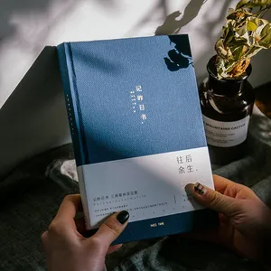 Profesional Custom A4 A5 Hardcover Paperback Kain Linen Kain Notebook Notepad Jurnal dengan Kosong Dihiasi Grid Halaman Cetak
