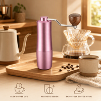Moulin à café manuel élégant à taille incurvée, en alliage d'aluminium et acier inoxydable, avec poignée en noyer, pour café à verser – Vente directe usine OEM/ODM