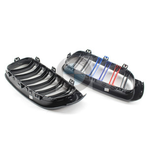 กระจังหน้า BMW F34GT สีดำเงา ลายเส้นคู่ สไตล์ M ช่องดักอากาศ สำหรับอัพเกรดกันชนรถซีรีส์ 3 ปี 2014-2016 - Product Image 4