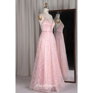 现代性感深v领亮片热石头粉色伴娘晚礼服，适合婚礼派对或卡萨门托节日 - Product Image 2