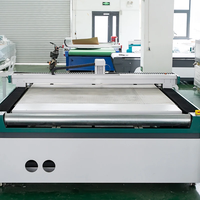 Topcnc Machine de découpe de motifs Traceur de table de découpe automatique avec stylo traceur Solution de fabrication de vêtements Chine