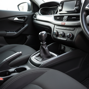 ปลอกหุ้มพวงมาลัยแท้สีดำสำหรับรถยนต์ Fiat Egea ปี 2015-2017 จากประเทศตุรกี - Product Image 3