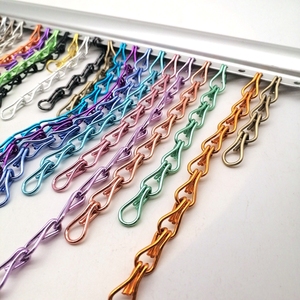 Rideau de <span class=keywords><strong>porte</strong></span> en maille à <span class=keywords><strong>double</strong></span> crochet en aluminium personnalisé, résistant à la rouille, <span class=keywords><strong>pour</strong></span> les entrées des stations balnéaires - Product Image 3