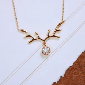 Nova Chegada 18K Colar de Ouro Sólido com 1.00CT Moissanite Diamante Animal Little Deer Pingente Para As Mulheres Menina