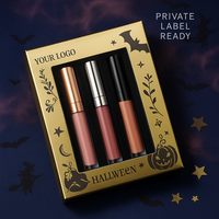 Gloss à lèvres de Noël en marque privée, offre une finition brillante à haute pigmentation, faible MOQ, formule végétalienne et logo personnalisé pour les marques de beauté
