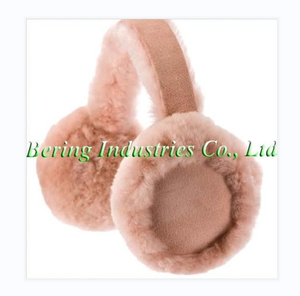 Модные теплые зимние утепленные наушники из овчины и замши - Product Image 2