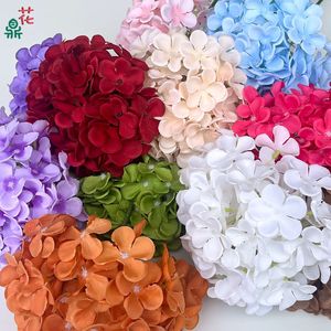 Flores Artificiales de Hortensia de Seda para Decoración de Bodas, Estilo Moderno, Origen China, Venta al Por Mayor - Product Image 1