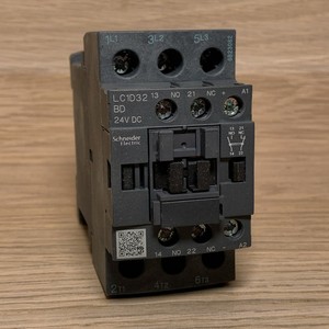 Contattore AC Originale Nuovo di Zecca Lc1d32bd Lc1d32 Schtz Protect, Garanzia di Un Anno - Product Image 1