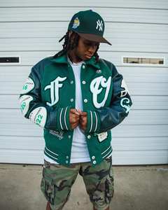 Fabricants DCY pour vêtements de douane veste universitaire en cuir vierge, veste universitaire à col, veste surdimensionnée de <span class=keywords><strong>basket</strong></span>-ball - Product Image 3