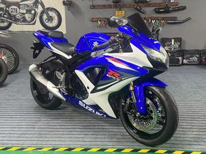Moto sportive <span class=keywords><strong>Suzuki</strong></span> GSX-R600 <span class=keywords><strong>600</strong></span> <span class=keywords><strong>CC</strong></span>, moteur 4 cylindres en ligne, refroidissement liquide, 120 CV, système DMS, cadre à double rayonnage, Guangdong - Product Image 5
