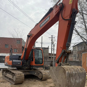 รถขุดตีนตะขาบ Doosan 215-9C ปี 2019 มือสอง น้ำหนัก 21.5 ตัน บุ้งกี๋ 0.92 เมตร กำลัง 115000 วัตต์ เครื่องจักรก่อสร้าง จากกวางตุ้ง - Product Image 1