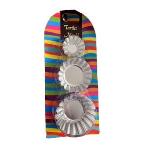 Lot de 18 moules à muffins et tartelettes ronds en métal Plats et casseroles de cuisson individuels - Product Image 1