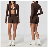 Nouvel ensemble de yoga réversible et ajusté pour femme : cardigan, short et tenue de sport respirante pour la course et le fitness