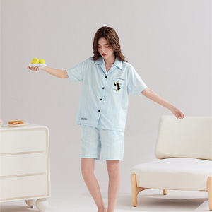 Traje informal <span class=keywords><strong>de</strong></span> otoño para <span class=keywords><strong>mujer</strong></span>, <span class=keywords><strong>pijama</strong></span> con estampado <span class=keywords><strong>de</strong></span> satén <span class=keywords><strong>de</strong></span> <span class=keywords><strong>pingüino</strong></span>, rayas verticales, Lyocell para Tencel, algodón, cintura elástica ODM - Product Image 3