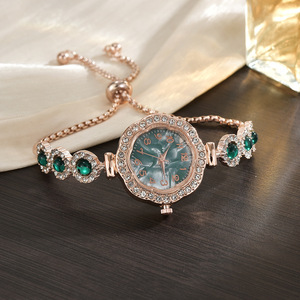 Nuevo Reloj Deportivo de Lujo para Mujer con Esfera de Girasol con Diamantes, Cronógrafo, Correa Delgada y Aspecto Elegante - Product Image 2