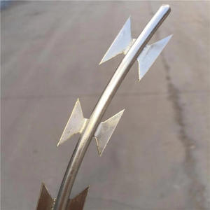 Rollo de malla de alambre de maquinilla de afeitar de seguridad comunitaria galvanizado en baño caliente Alambre de maquinilla de afeitar DE SEGURIDAD DE prisión antiescalada - Product Image 2