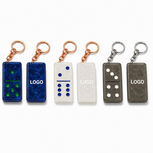 Porte-clés en résine personnalisé avec numéro porte-bonheur et logo, idéal pour les cadeaux - Product Image 1
