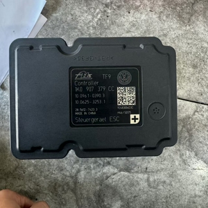 Module <span class=keywords><strong>ABS</strong></span> Module de commande de pompe <span class=keywords><strong>ABS</strong></span> pour VW Golf Jetta Skoda avec OE 1K0614517EH & 1K0614517EJ & 1K0907379CB & 1K0907379CC - Product Image 4