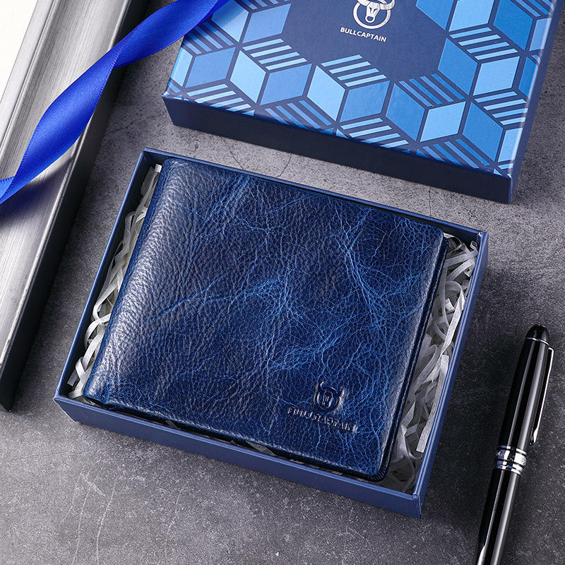 สีกรมท่า