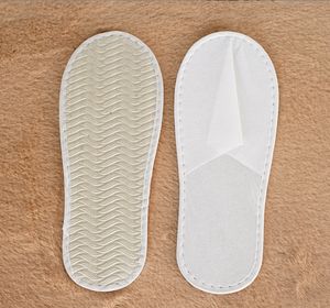 Chaussons jetables antidérapants à bout fermé pour hôtel, voyage, invités et maison, blancs - Product Image 3