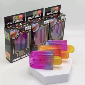 ของเล่นบีบคลายเครียด Nice-Sicle รูปไอศกรีมมอลโทส เนื้อนุ่ม บีบได้ สำหรับเด็กออทิสติกและสมาธิสั้น ของเล่นบีบสุดยอดนิยม - Product Image 3