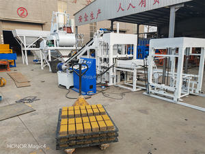 Máquina Automática para Fabricar Bloques Huecos HONGBAOYUAN QTJ4-15, <span class=keywords><strong>Precio</strong></span> <span class=keywords><strong>de</strong></span> Máquinas para Hacer Ladrillos en Kenia - Product Image 3