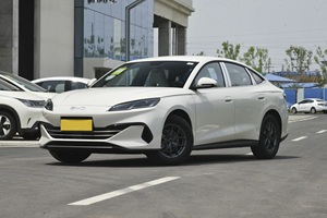 BYD Seal 06 Premium, Sedán de Nueva Energía, Estructura de Carrocería de Alta Resistencia, Tracción Trasera (RWD) y Tracción en las Cuatro Ruedas (AWD) Opcionales, Vehículo Listo para Exportación - Product Image 3