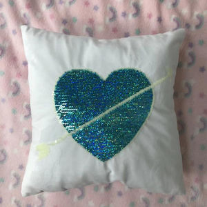 New design Wholesale Top Quality Glow In <span class=keywords><strong>The</strong></span> Dark Christmas Velvet Fabric Cushion - Product Image 3