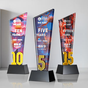 Metal dorado único No 5 10 15 30 años de servicio Medallas Trofeo conmemorativo de cristal personalizado Premios con base negra - Product Image 6